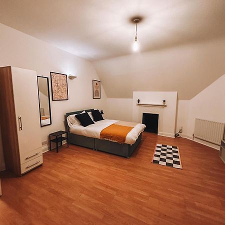 Spacious 3 Rooms In Tooting London Exterior foto