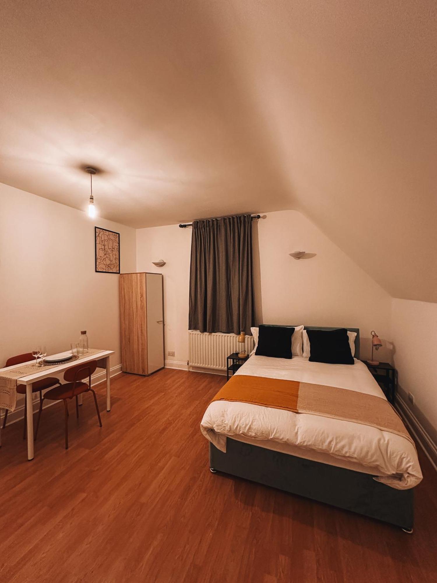 Spacious 3 Rooms In Tooting London Exterior foto